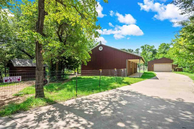 293 Whippoorwill St, Apache, OK 73006