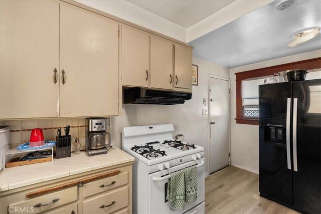 5749 Brockton, Riverside, CA 92506