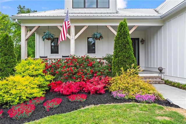 6125 Union Hill Road, Canton, GA 30115