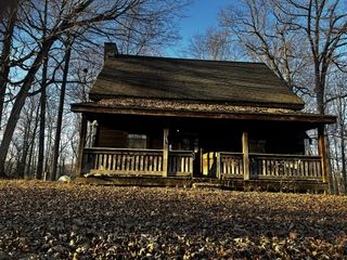 1453 Hawkins Rd, White Bluff, TN 37187