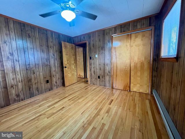 347 RESTMORE LN, Stanley, VA 22851