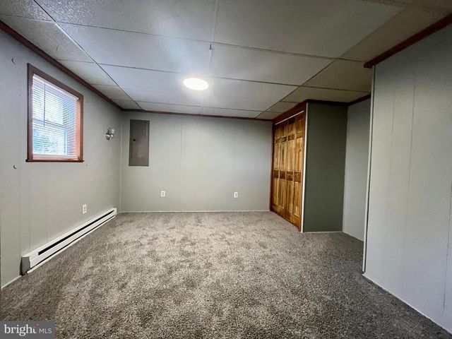 347 RESTMORE LN, Stanley, VA 22851