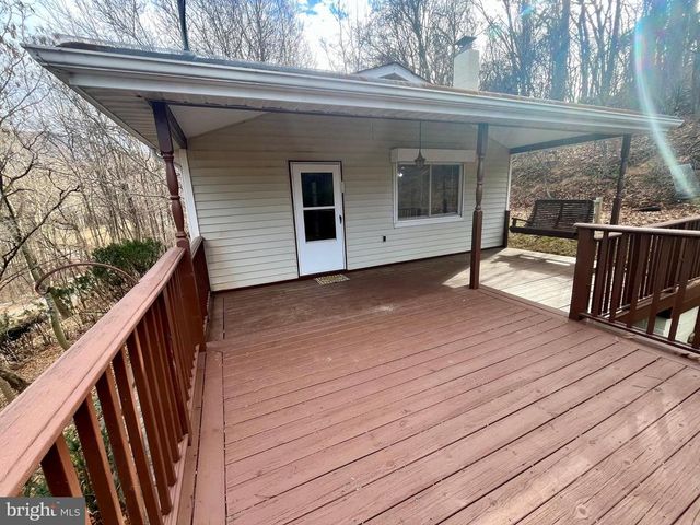 347 RESTMORE LN, Stanley, VA 22851