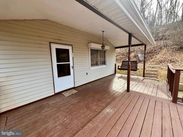347 RESTMORE LN, Stanley, VA 22851