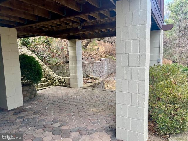 347 RESTMORE LN, Stanley, VA 22851