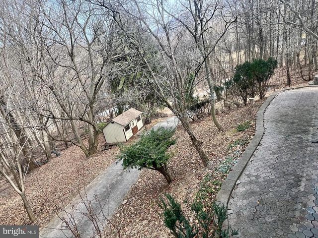 347 RESTMORE LN, Stanley, VA 22851