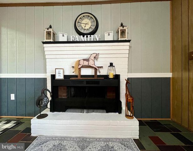 347 RESTMORE LN, Stanley, VA 22851