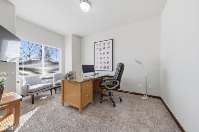 8337 N Boysenberry LOOP, Hayden, ID 83835