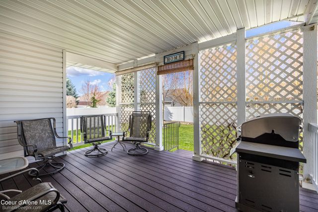 8337 N Boysenberry LOOP, Hayden, ID 83835