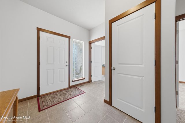 8337 N Boysenberry LOOP, Hayden, ID 83835