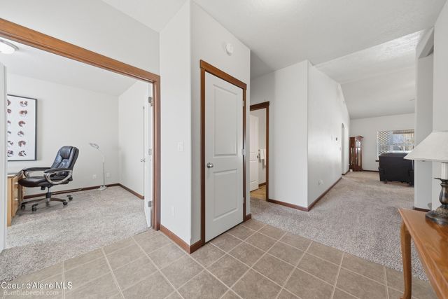 8337 N Boysenberry LOOP, Hayden, ID 83835