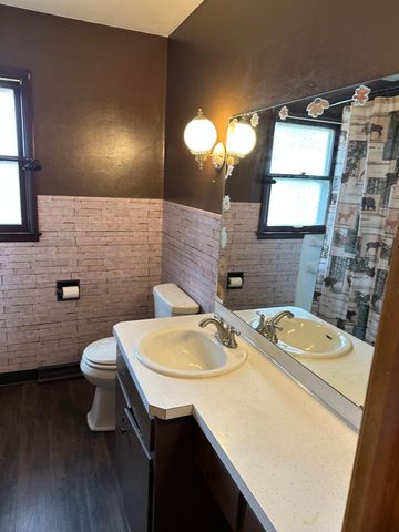 315 Lakeview Street S, Lake Benton, MN 56149