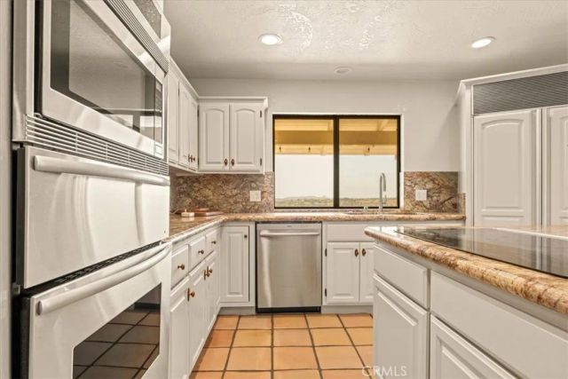 2323 Wilt, Fallbrook, CA 92028