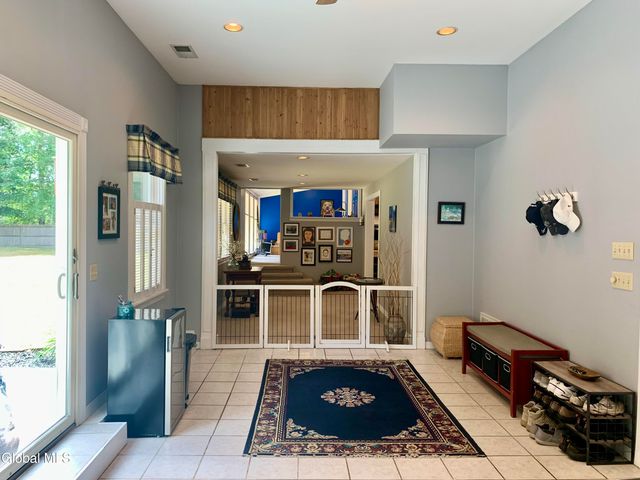 15 Algonquin Drive, Queensbury, NY 12804