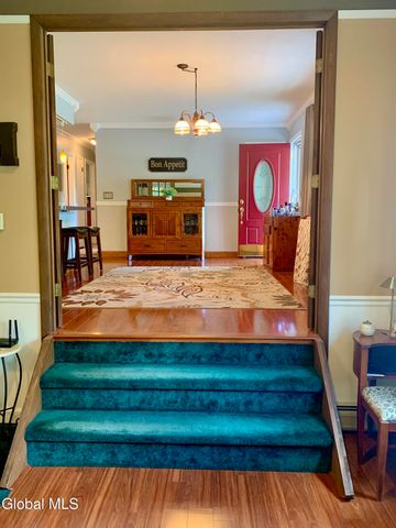15 Algonquin Drive, Queensbury, NY 12804