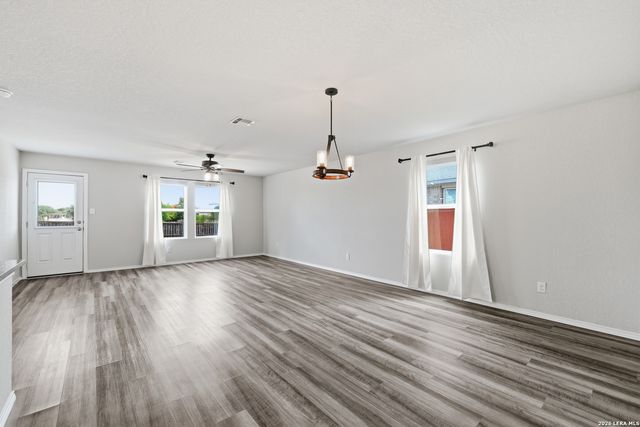 13755 Bradford Park, San Antonio, TX 78253