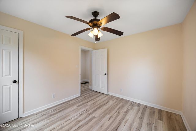 2726 Algonquin Pkwy, Louisville, KY 40210