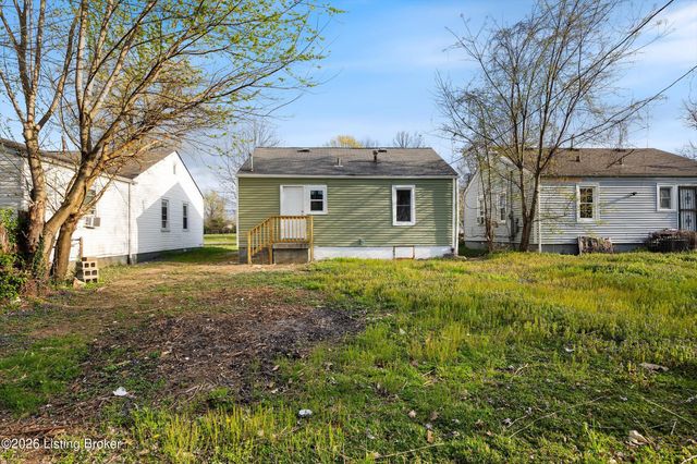 2726 Algonquin Pkwy, Louisville, KY 40210