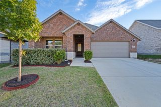 222 Luna Lane, Lake Dallas, TX 75065