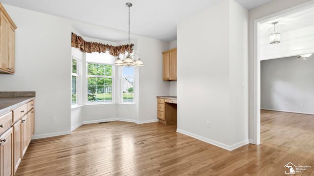 24219 Charlevoix Street, Flat Rock, MI 48134