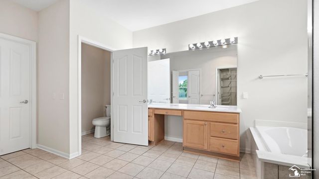 24219 Charlevoix Street, Flat Rock, MI 48134