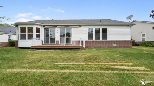 24219 Charlevoix Street, Flat Rock, MI 48134