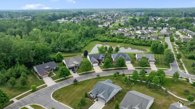 24219 Charlevoix Street, Flat Rock, MI 48134