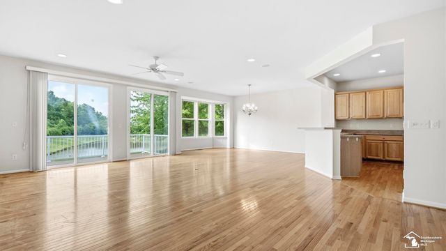 24219 Charlevoix Street, Flat Rock, MI 48134