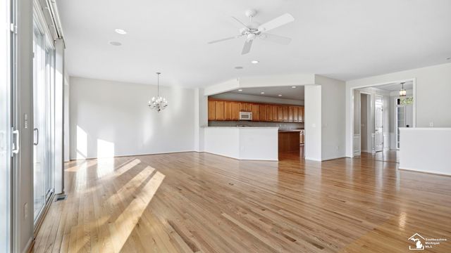 24219 Charlevoix Street, Flat Rock, MI 48134