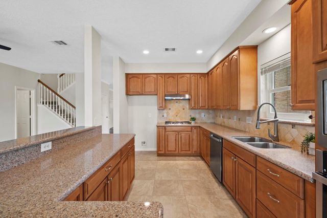 6838 Portuguese Bend Drive, Missouri City, TX 77459