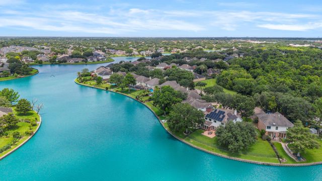 6838 Portuguese Bend Drive, Missouri City, TX 77459