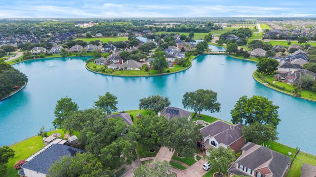 6838 Portuguese Bend Drive, Missouri City, TX 77459