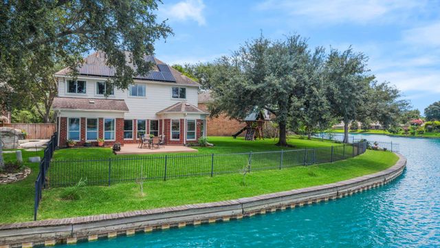 6838 Portuguese Bend Drive, Missouri City, TX 77459