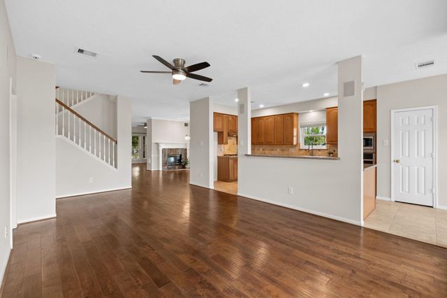 6838 Portuguese Bend Drive, Missouri City, TX 77459