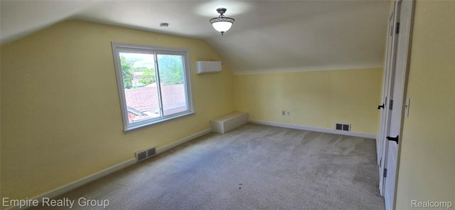 6130 Oakman Boulevard, Dearborn, MI 48126