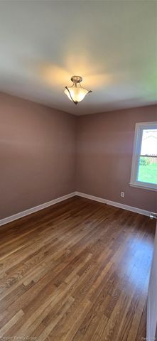 6130 Oakman Boulevard, Dearborn, MI 48126