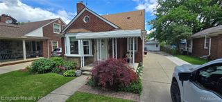 6130 Oakman Boulevard, Dearborn, MI 48126