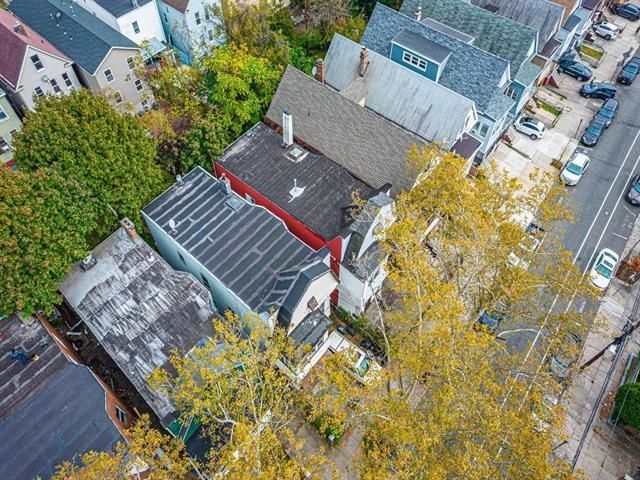 34 WEGMAN PARKWAY, Jc, Greenville, NJ 07305