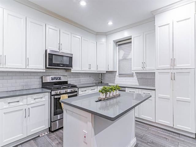 34 WEGMAN PARKWAY, Jc, Greenville, NJ 07305