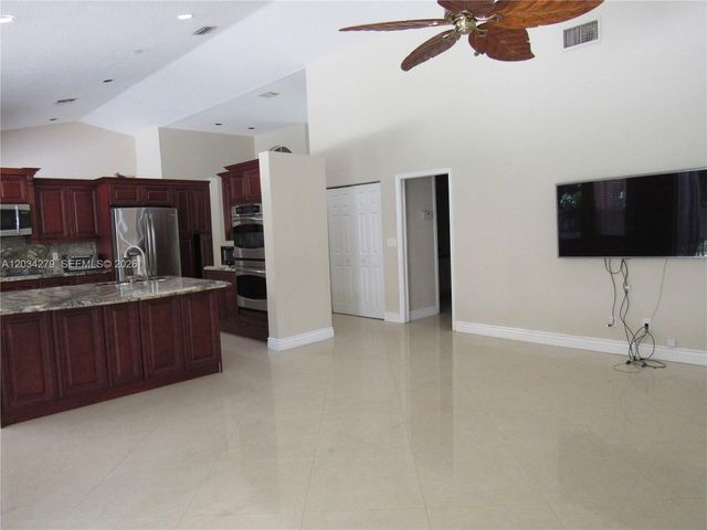 10255 Guatemala St, Cooper City, FL 33026