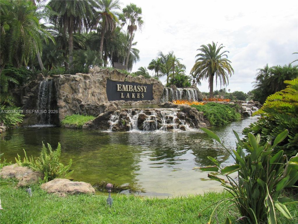 10255 Guatemala St, Cooper City, FL 33026