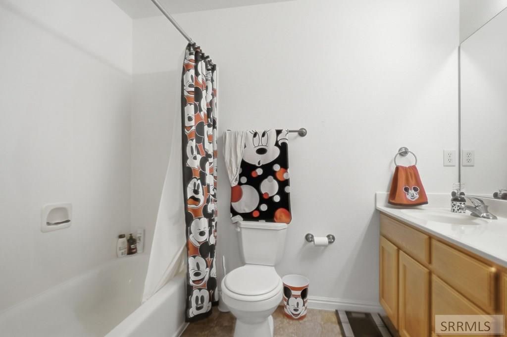 Image 13 of property listing at 875 Capital Lane, Rexburg, ID 83440