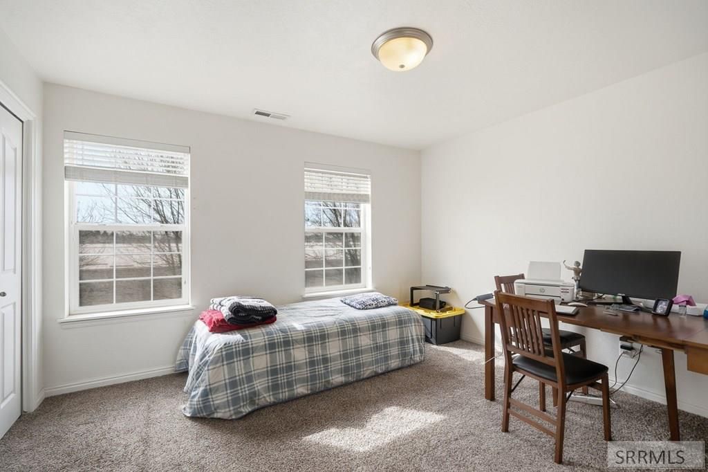 Image 14 of property listing at 875 Capital Lane, Rexburg, ID 83440