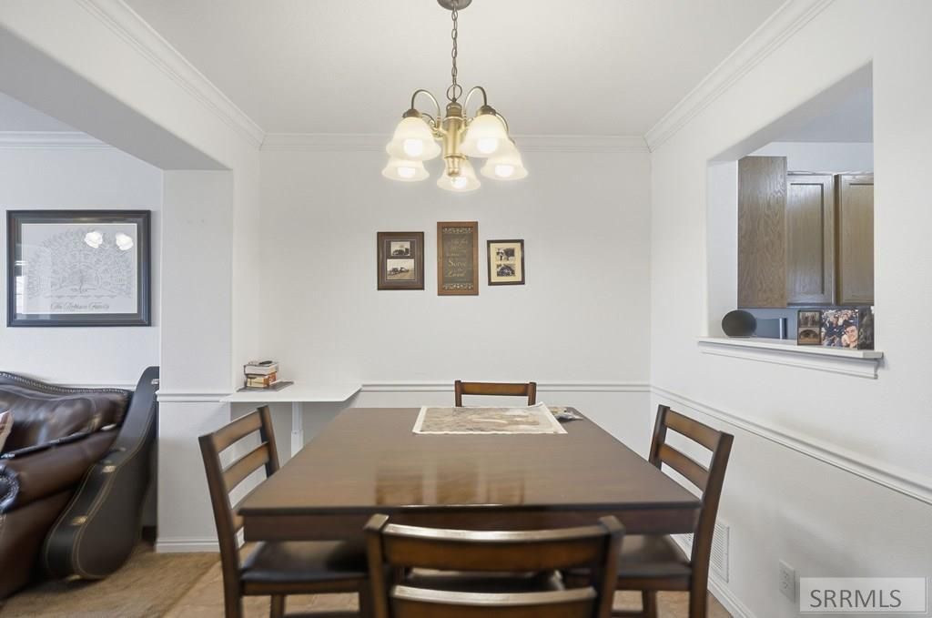 Image 7 of property listing at 875 Capital Lane, Rexburg, ID 83440