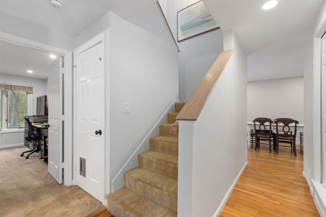 18 Indian Dawn 18, Wayland, MA 01778