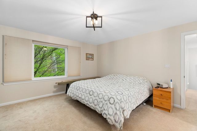 18 Indian Dawn 18, Wayland, MA 01778