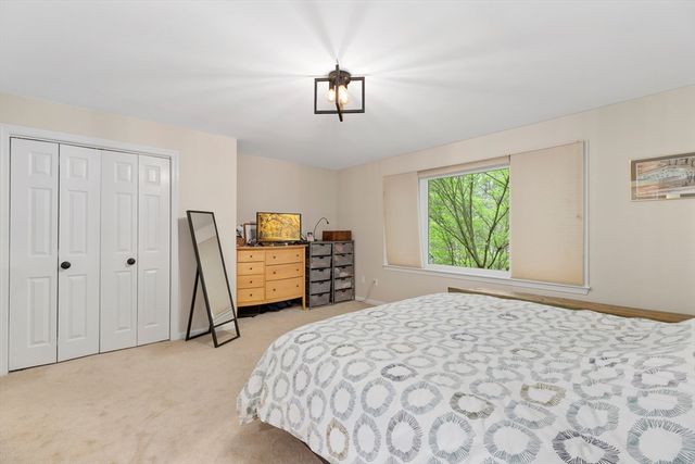 18 Indian Dawn 18, Wayland, MA 01778