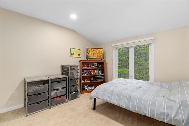 18 Indian Dawn 18, Wayland, MA 01778
