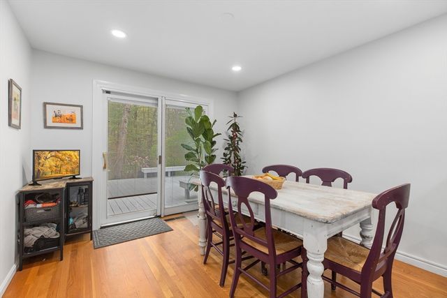 18 Indian Dawn 18, Wayland, MA 01778