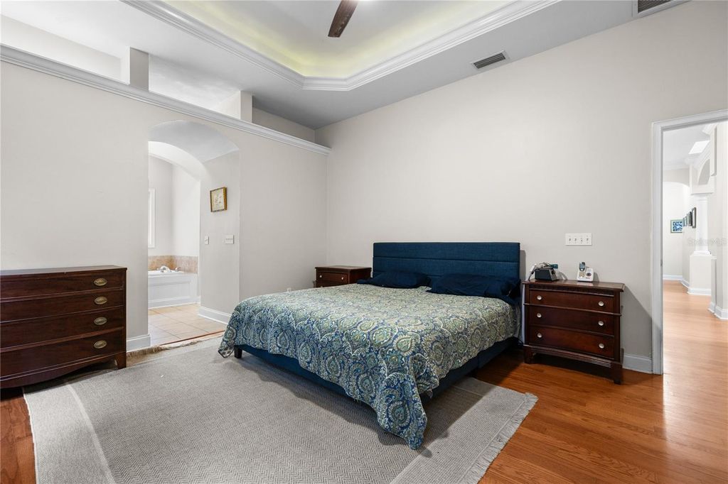 Image 18 of property listing at 21737 OLD PROVIDENCE ROAD, Alachua, FL 32615